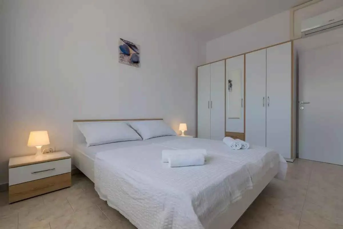Apartments In Novi Vinodolski 39117 Croatia